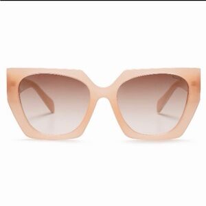 Stylish Tan Sunglasses